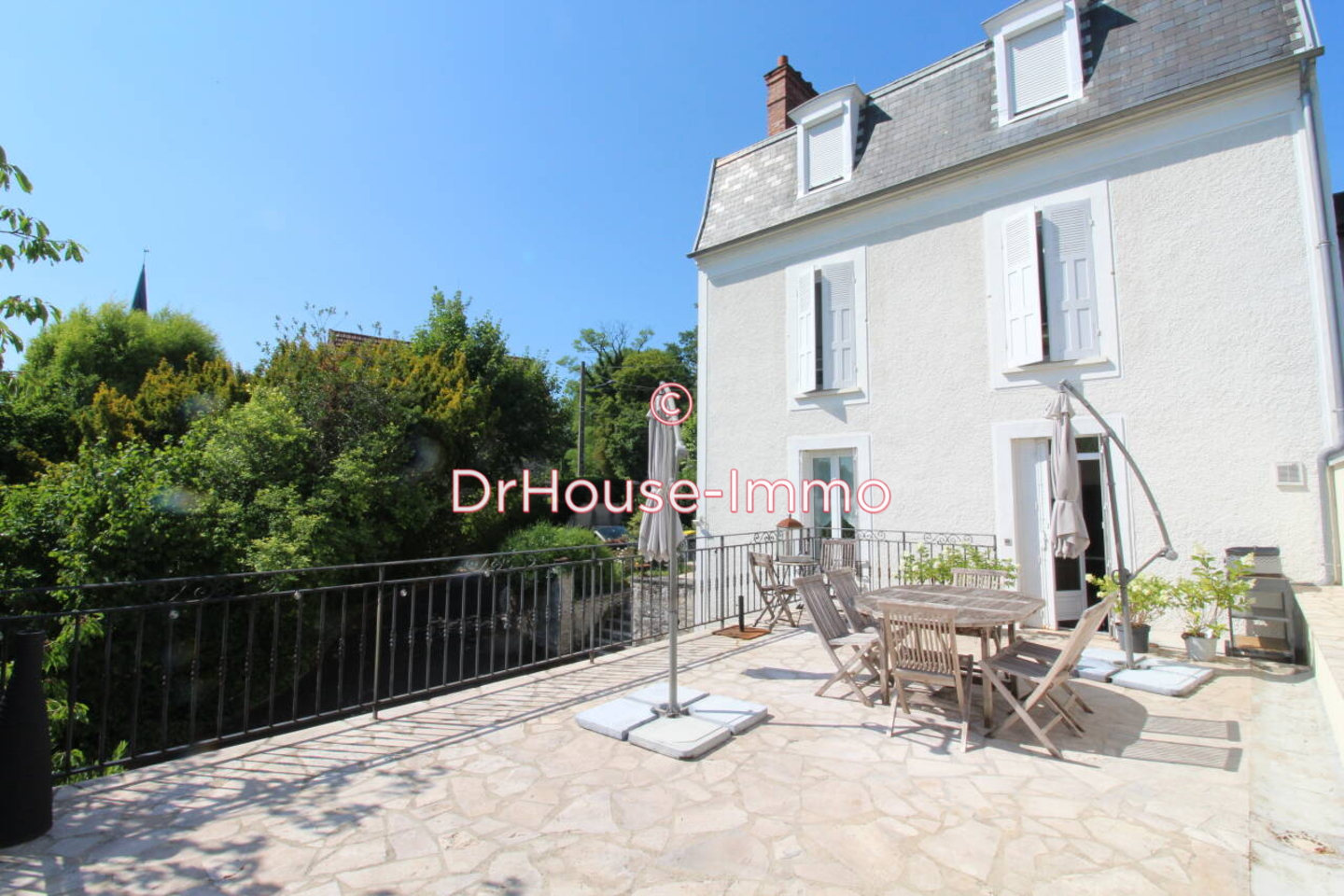 Photo 3 : Vente Maison 9 pièces Saint-Pierre-lès-Nemours 195 m²