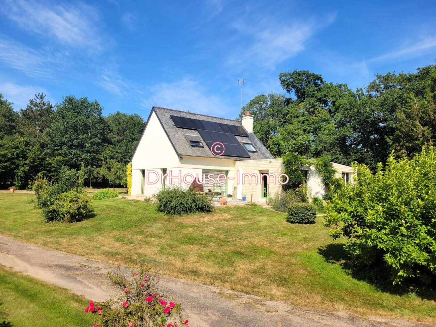 Photo 1 : Vente Maison 6 pièces Roz-sur-Couesnon 147 m²