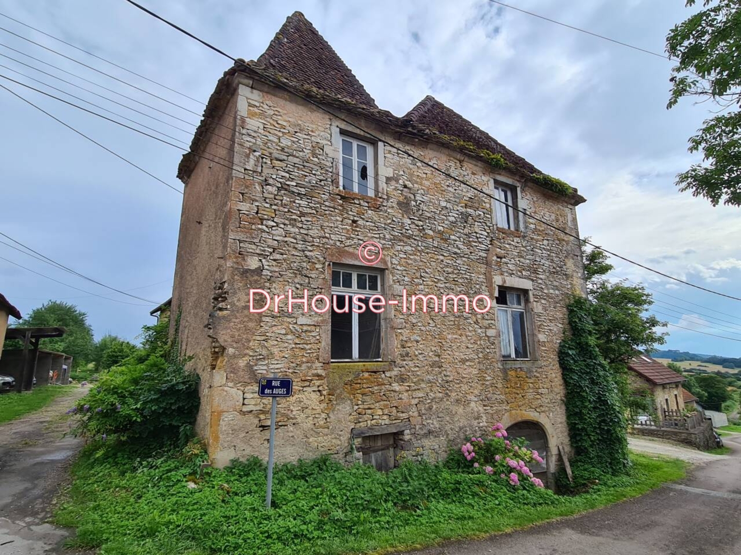 Photo 1 : Vente Maison 6 pièces Rougemont 114 m²