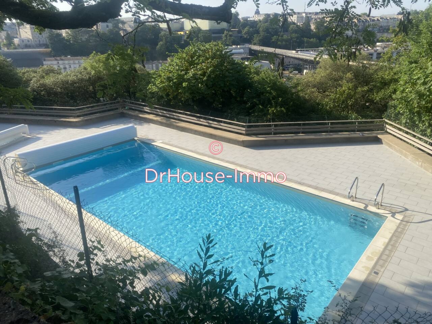 Photo 1 : Vente Appartement 4 pièces Poitiers 77 m²