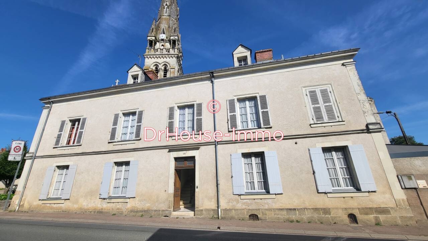 Photo 2 : Vente Maison 12 pièces Martigné-Briand 264 m²