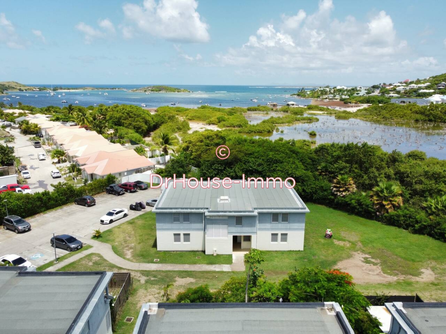 Photo 2 : Vente Immeuble 6 pièces Saint-Martin 333 m²