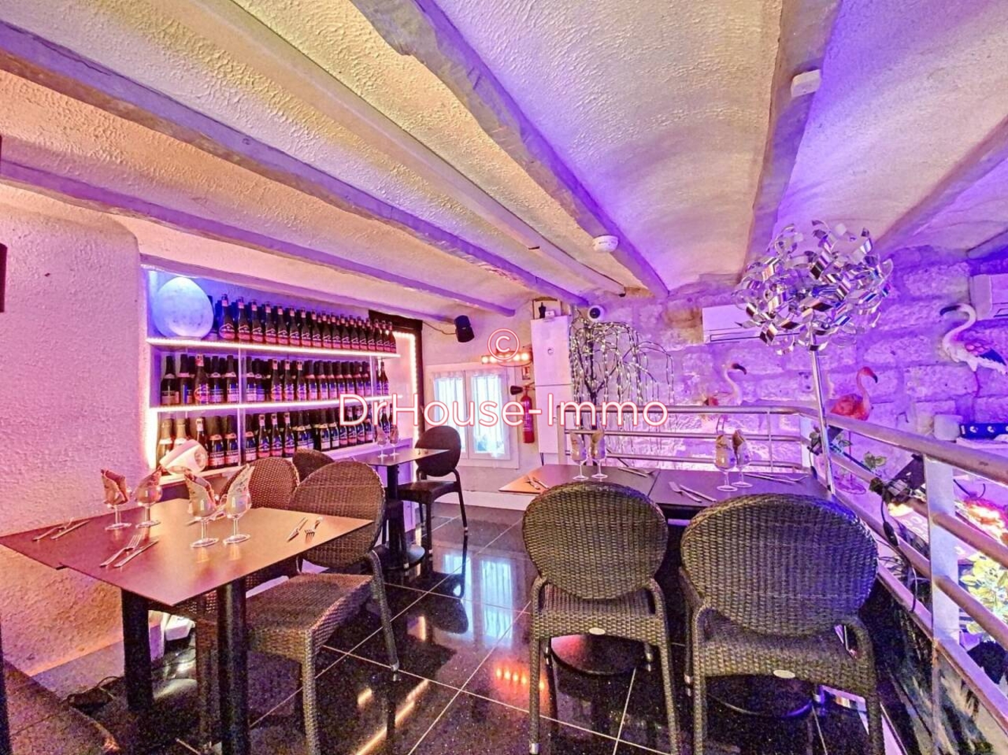 Photo 3 : Vente Commerce Le Grau-du-Roi 65 m²