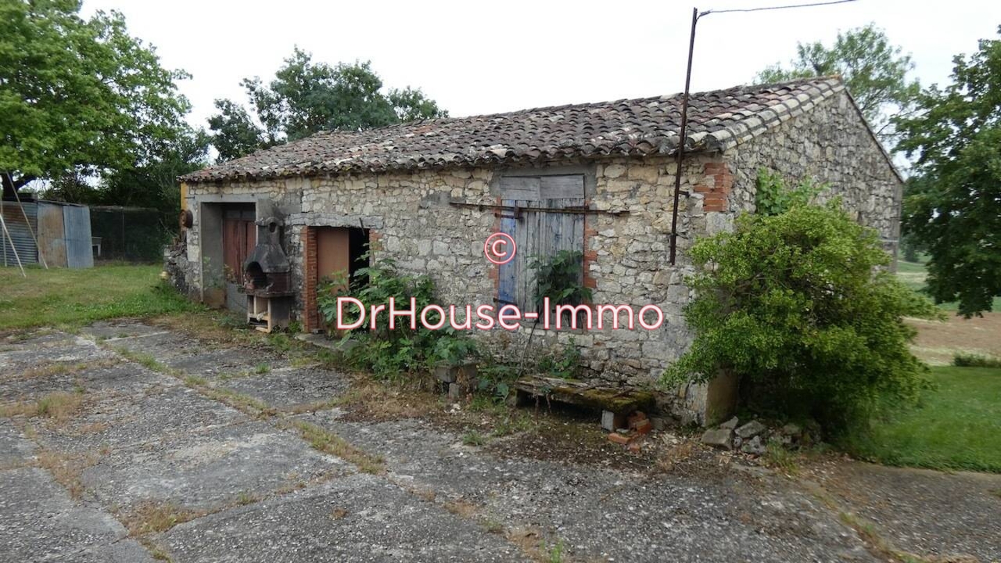 Photo 2 : Vente Maison 8 pièces Frausseilles 150 m²