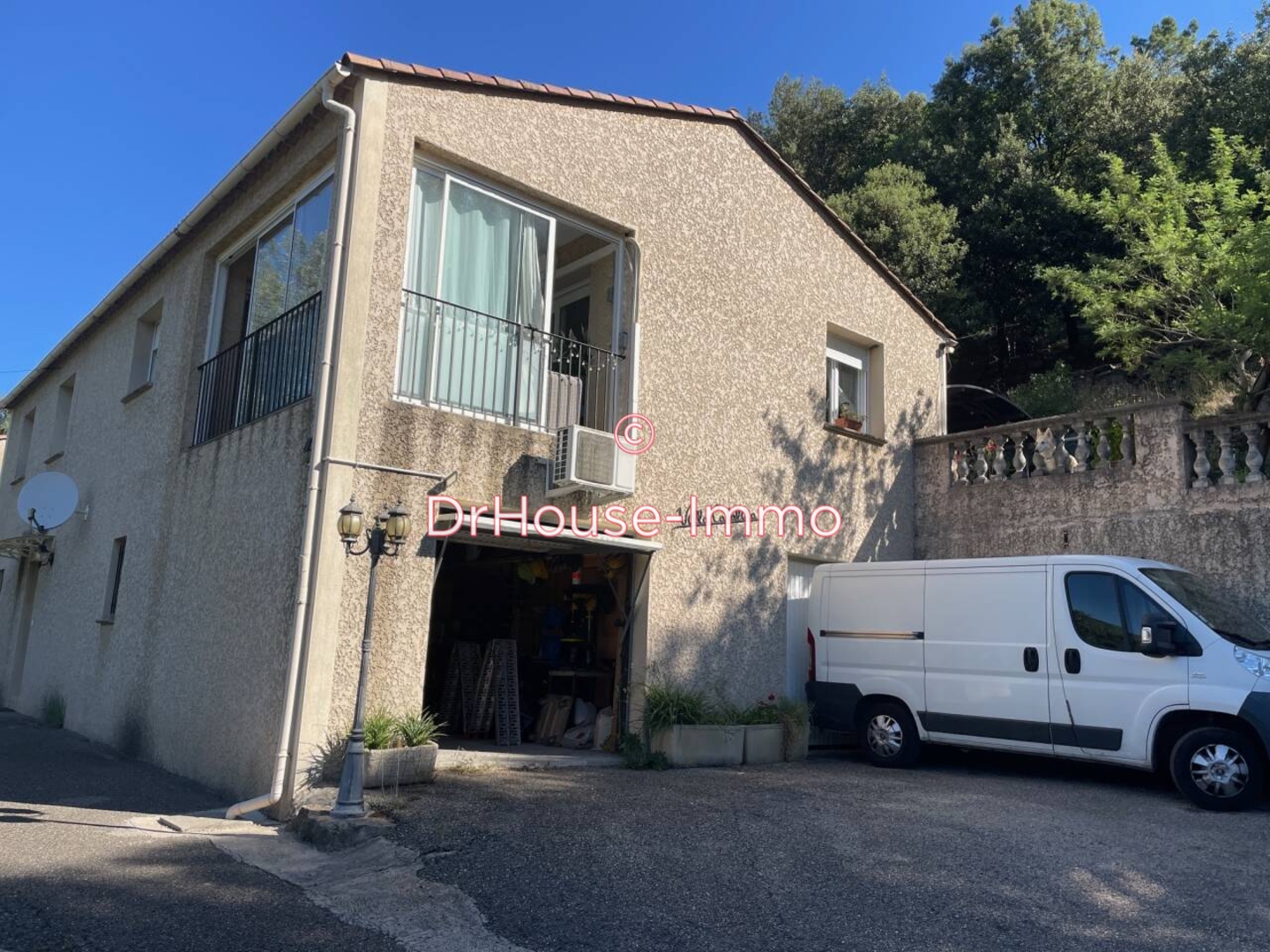 Photo 1 : Vente Maison 6 pièces Branoux-les-Taillades 184 m²