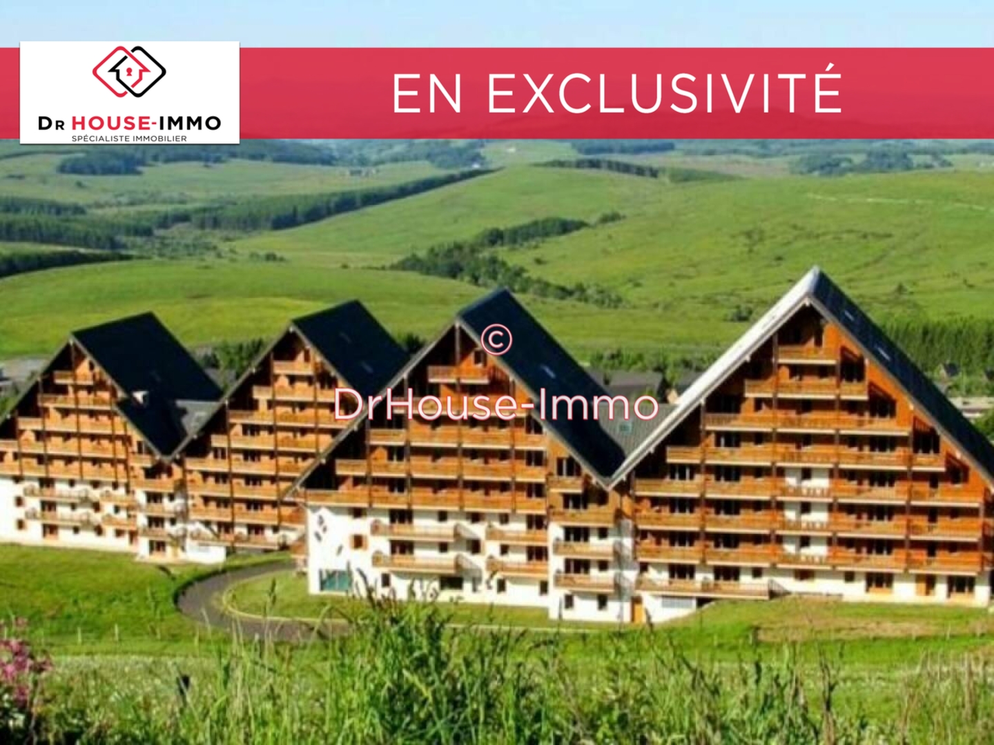 Photo 1 : Vente Appartement 2 pièces Besse-et-Saint-Anastaise 38 m²