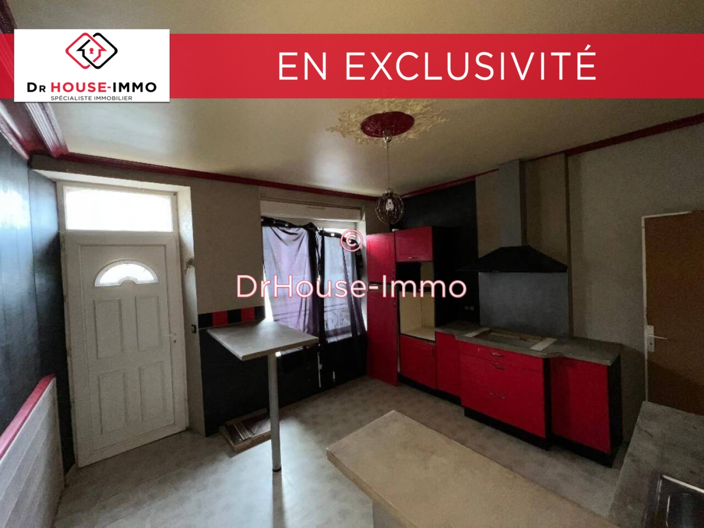 Photo 2 : Vente Maison 8 pièces Condé-en-Normandie 120 m²