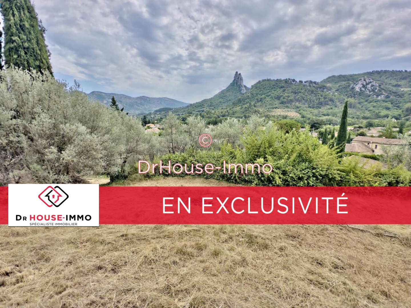 Photo 1 : Vente Terrain Buis-les-Baronnies 1060 m²