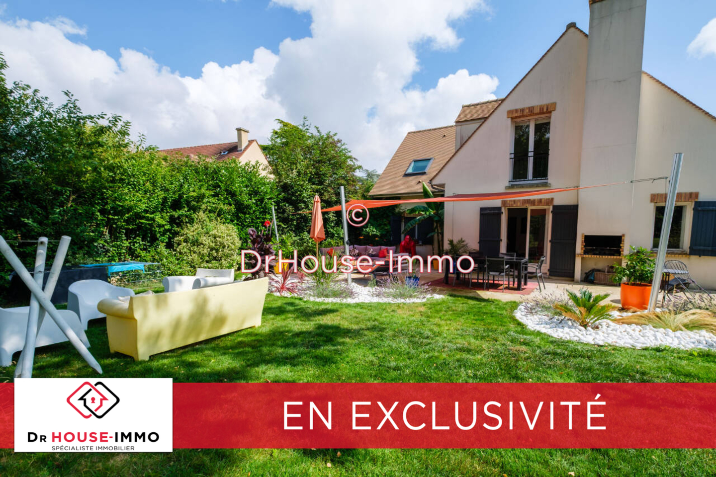 Photo 1 : Vente Maison 8 pièces Feucherolles 188 m²
