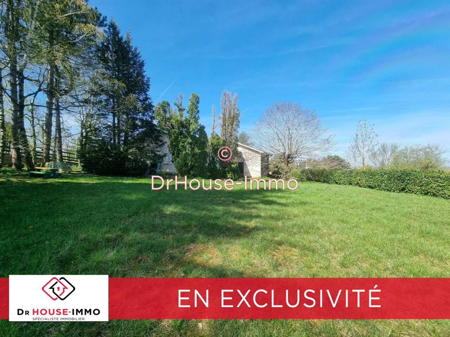 Photo 1 : Vente Terrain Sainte-Radegonde 1500 m²
