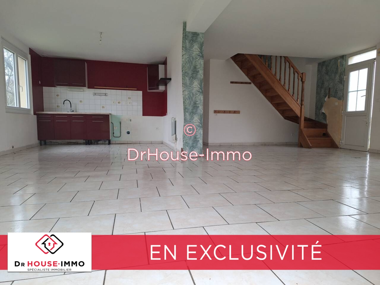 Photo 2 : Vente Maison 7 pièces Courcebœufs 144 m²