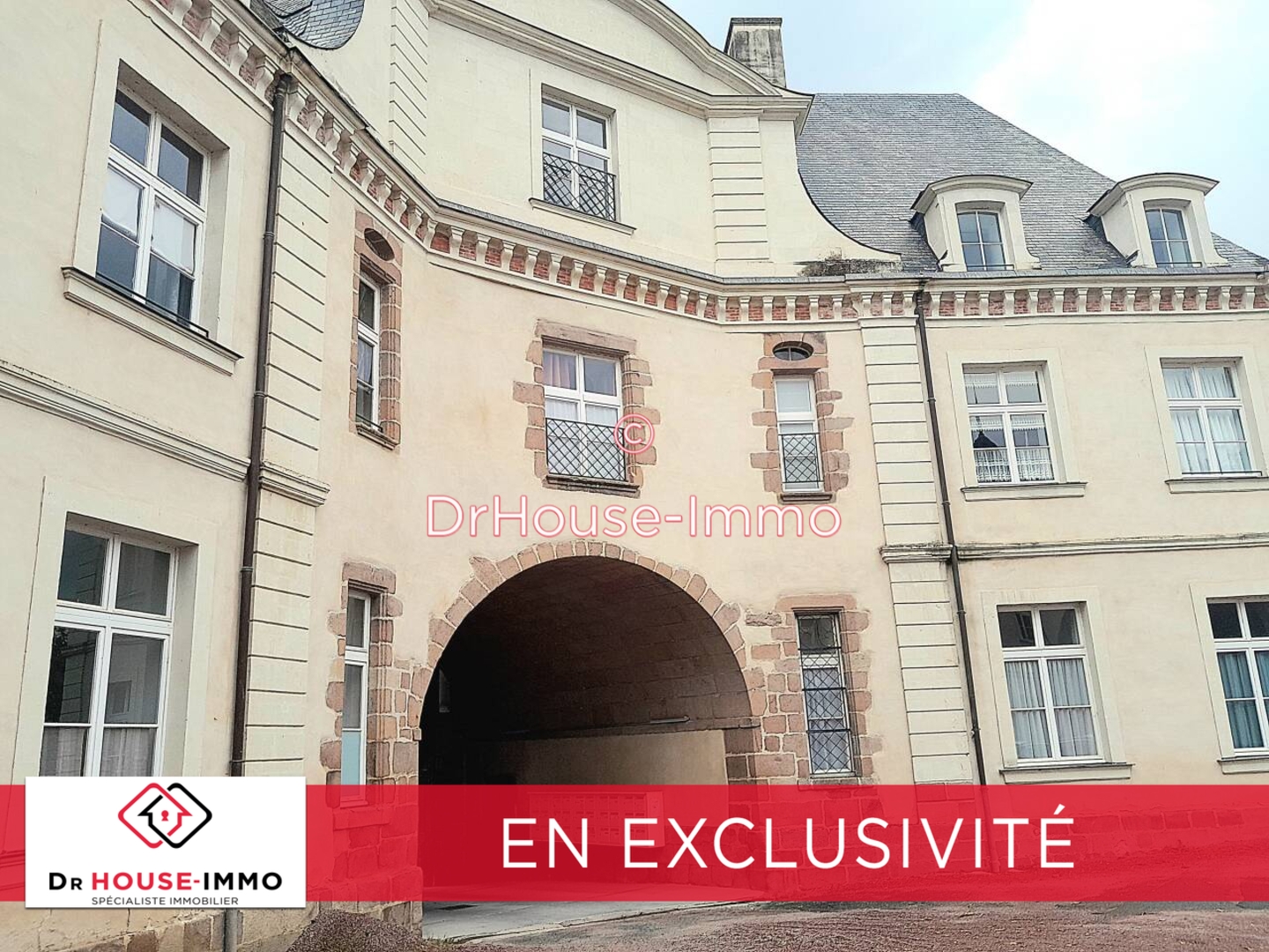Photo 1 : Vente Appartement 4 pièces Beaupréau 109 m²