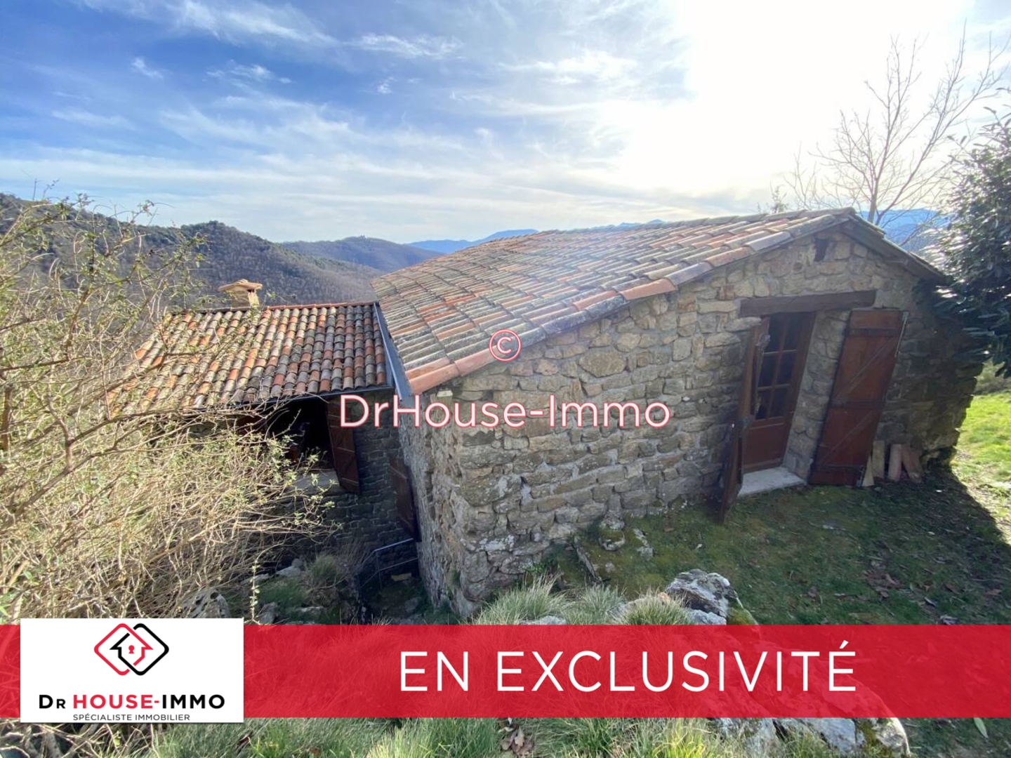 Photo 2 : Vente Maison 5 pièces Saint-Pierre-de-Colombier 168 m²