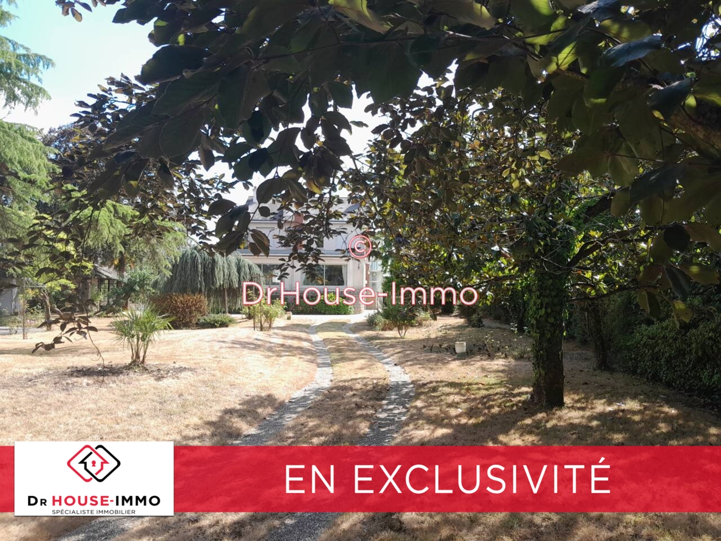 Photo 1 : Vente Maison 8 pièces Ingrandes 232 m²
