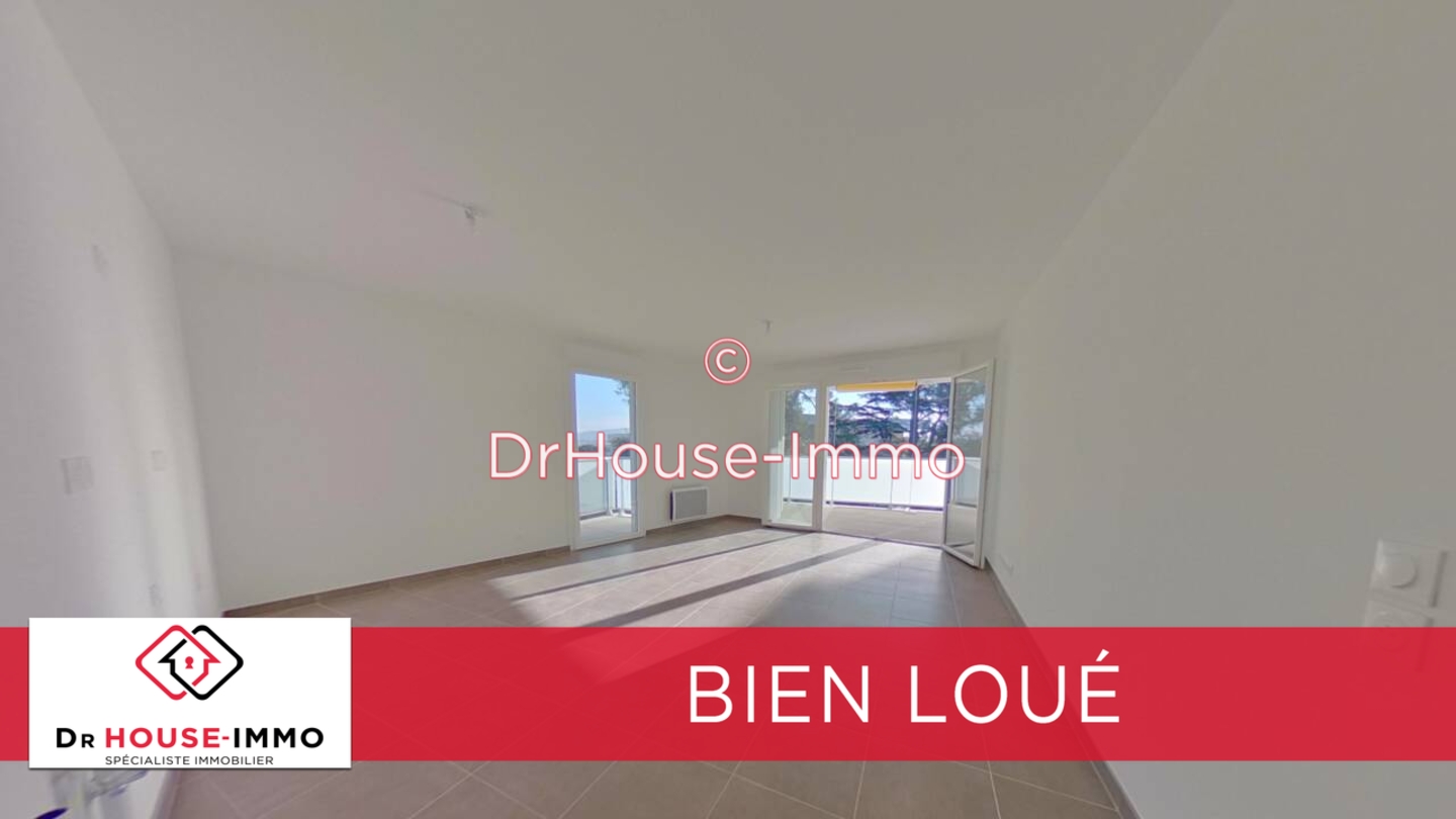 Photo 1 : Location Appartement 4 pièces Marseille 75 m²