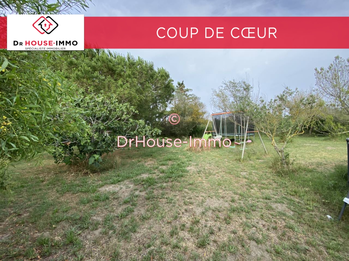 Photo 1 : Vente Maison 10 pièces Saintes-Maries-de-la-Mer 320 m²