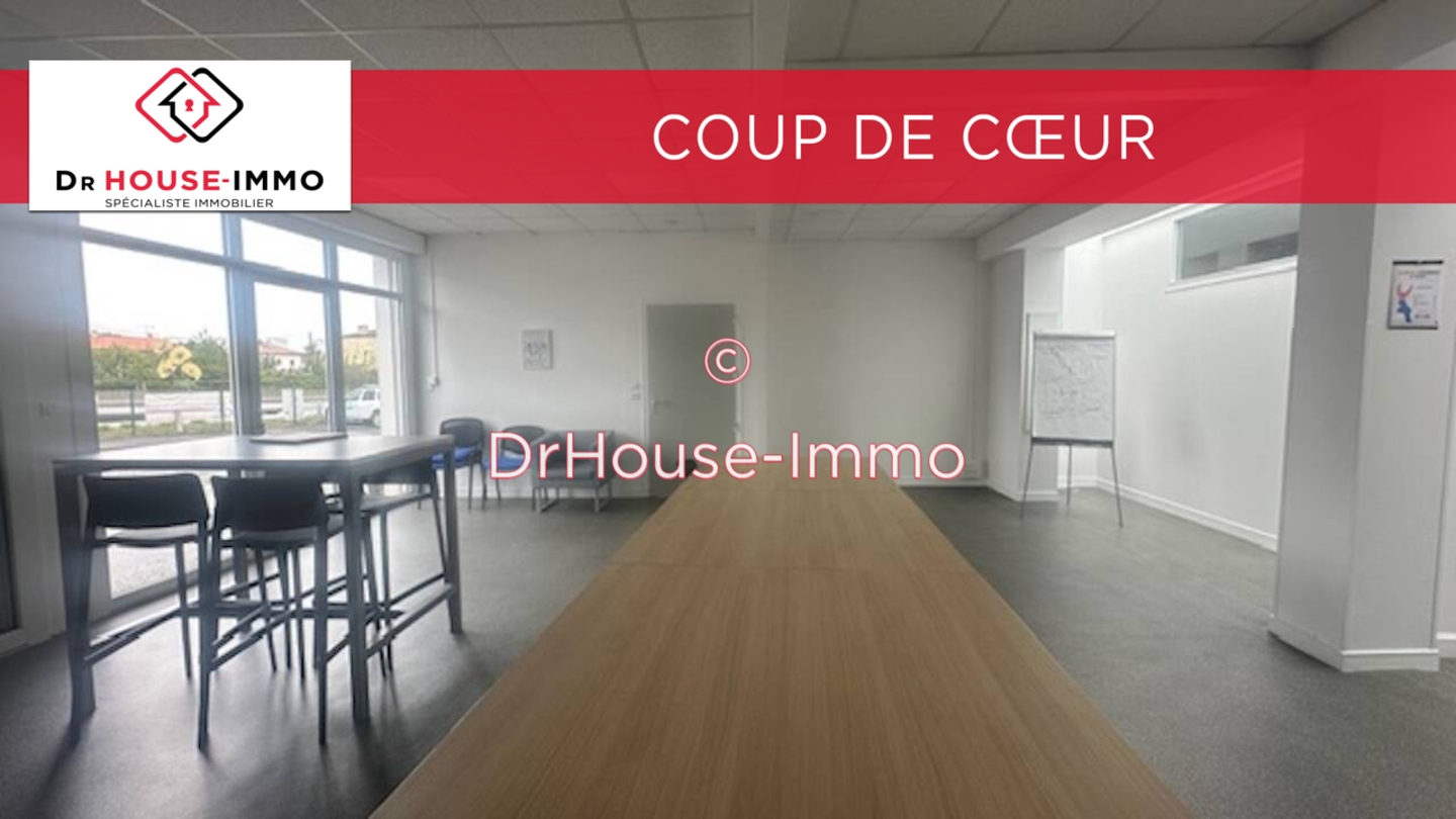Photo 2 : Location Commerce 7 pièces Niort 194 m²