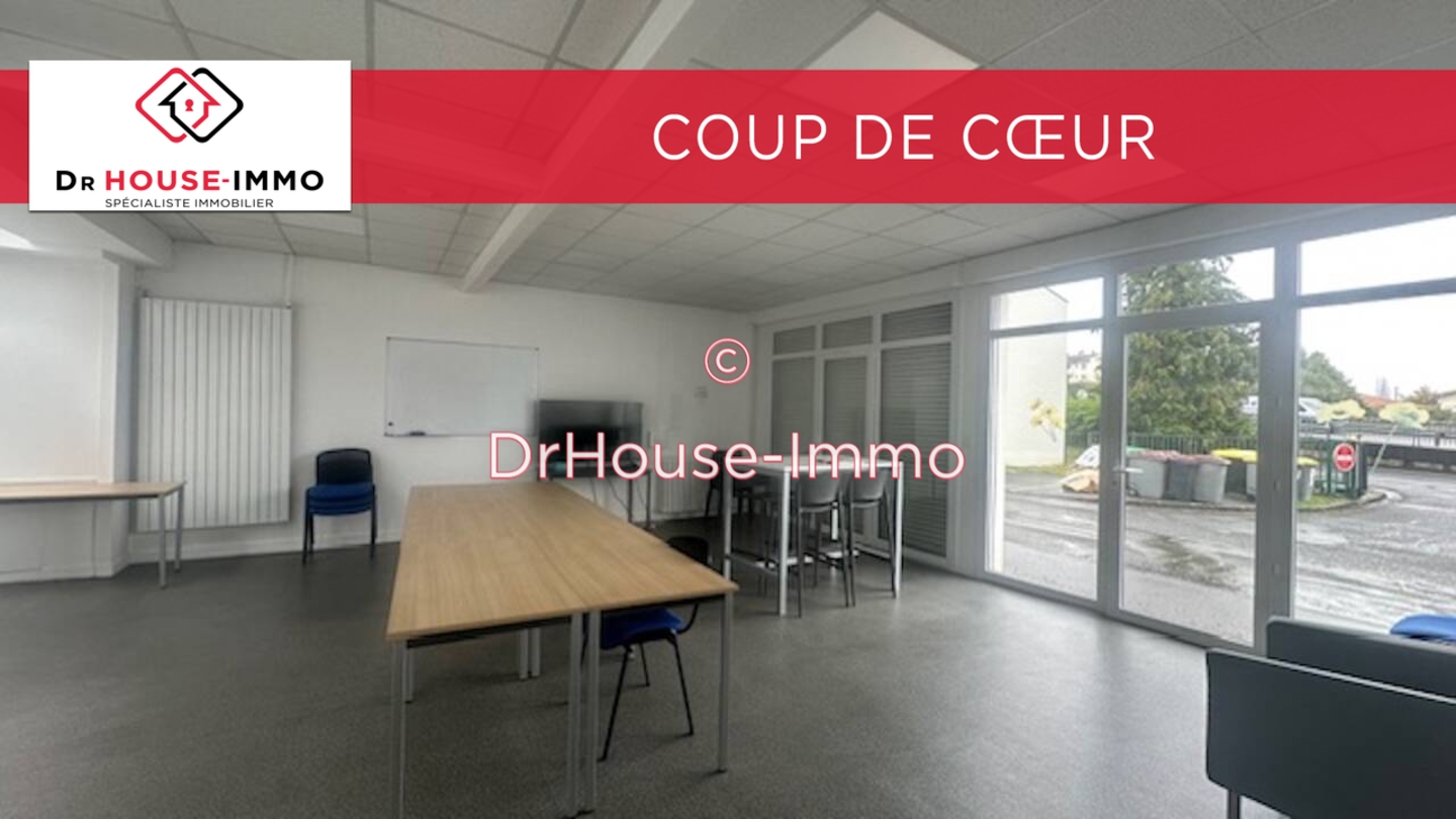 Photo 3 : Location Commerce 7 pièces Niort 194 m²