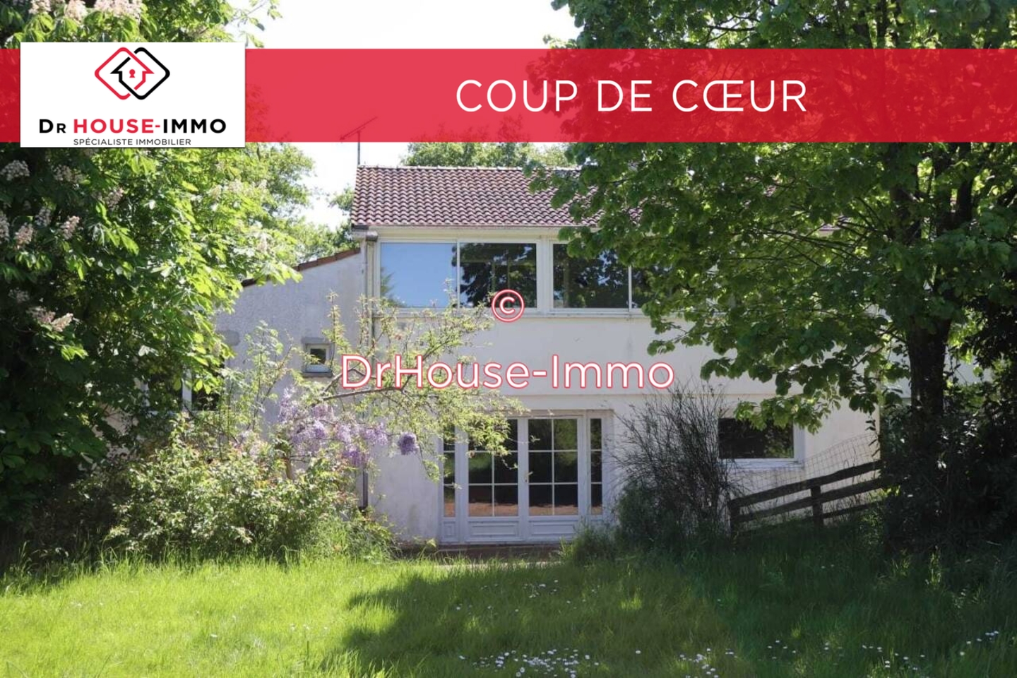 Photo 1 : Vente Maison 9 pièces Montaigu-Vendée 182 m²