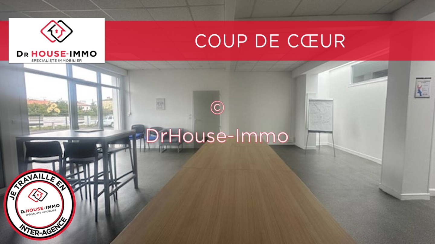 Photo 2 : Location Immeuble mixte 7 pièces Niort 194 m²