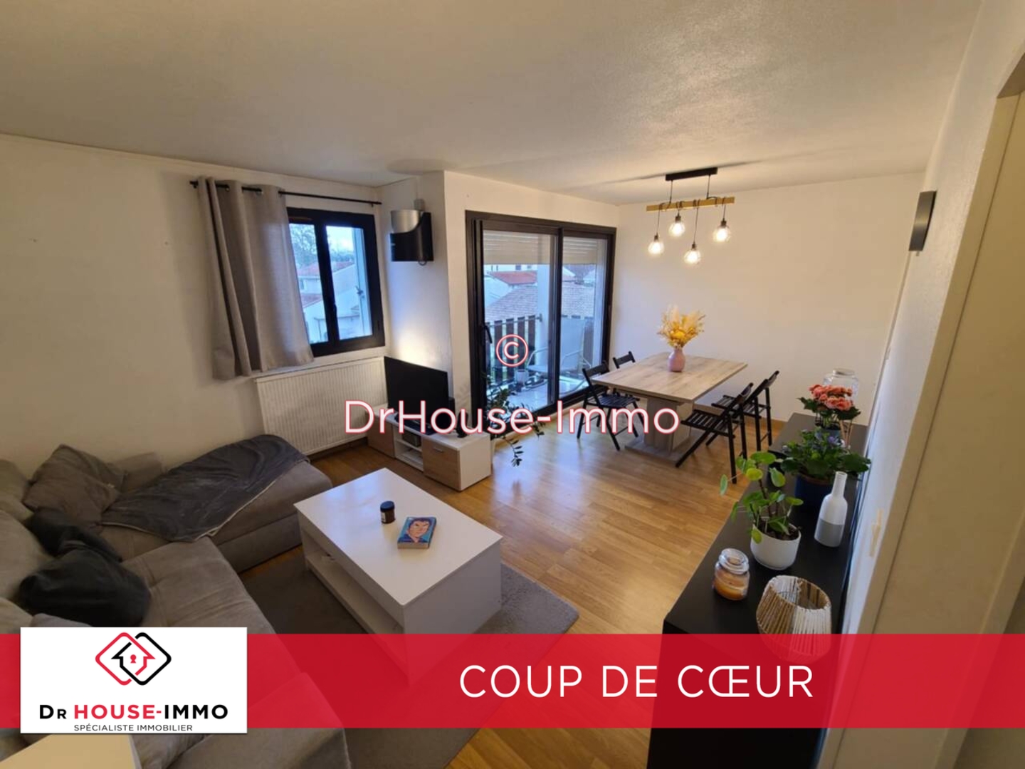 Photo 1 : Vente Appartement 4 pièces Pessac 64 m²