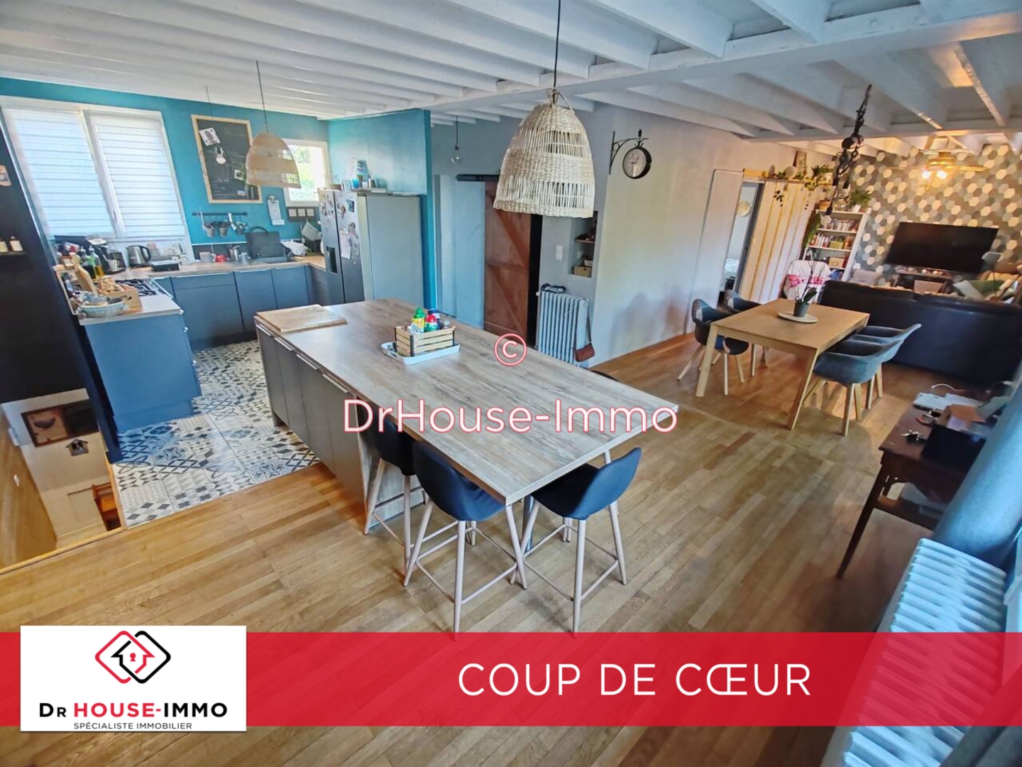 Photo 1 : Vente Maison 9 pièces Dangé-Saint-Romain 150 m²