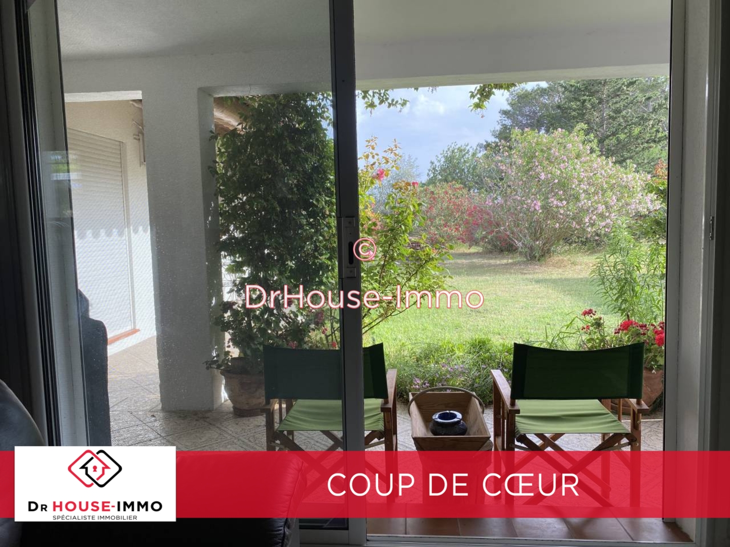 Photo 1 : Vente Maison 10 pièces Saintes-Maries-de-la-Mer 320 m²