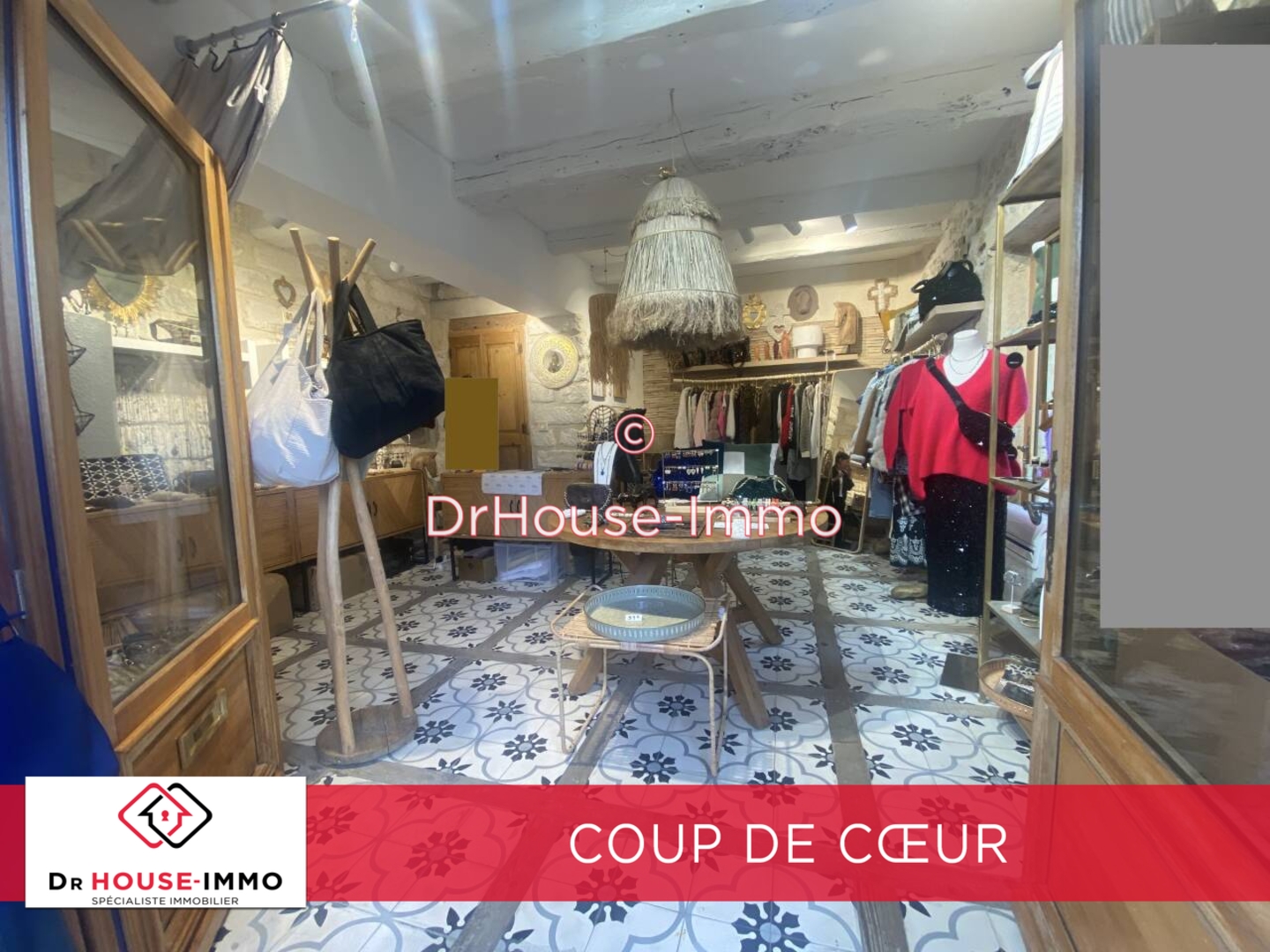 Photo 1 : Vente Commerce 1 pièce Saint-Laurent-d'Aigouze 24 m²