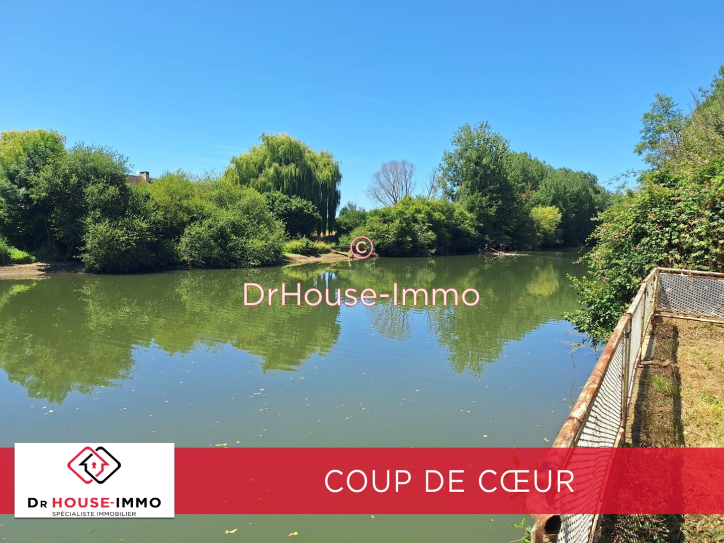 Photo 2 : Vente Terrain La Guierche 470 m²