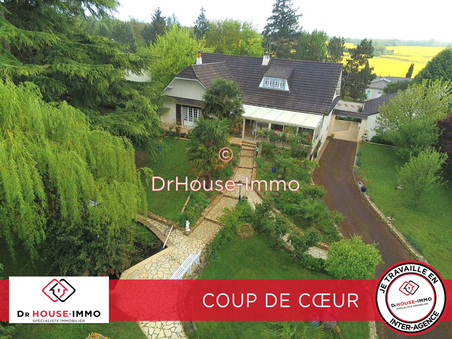 Photo 1 : Vente Maison 9 pièces Vouneuil-sous-Biard 327 m²