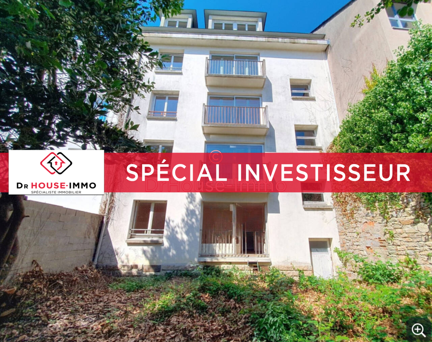 Photo 1 : Vente Immeuble 23 pièces Lorient 382 m²