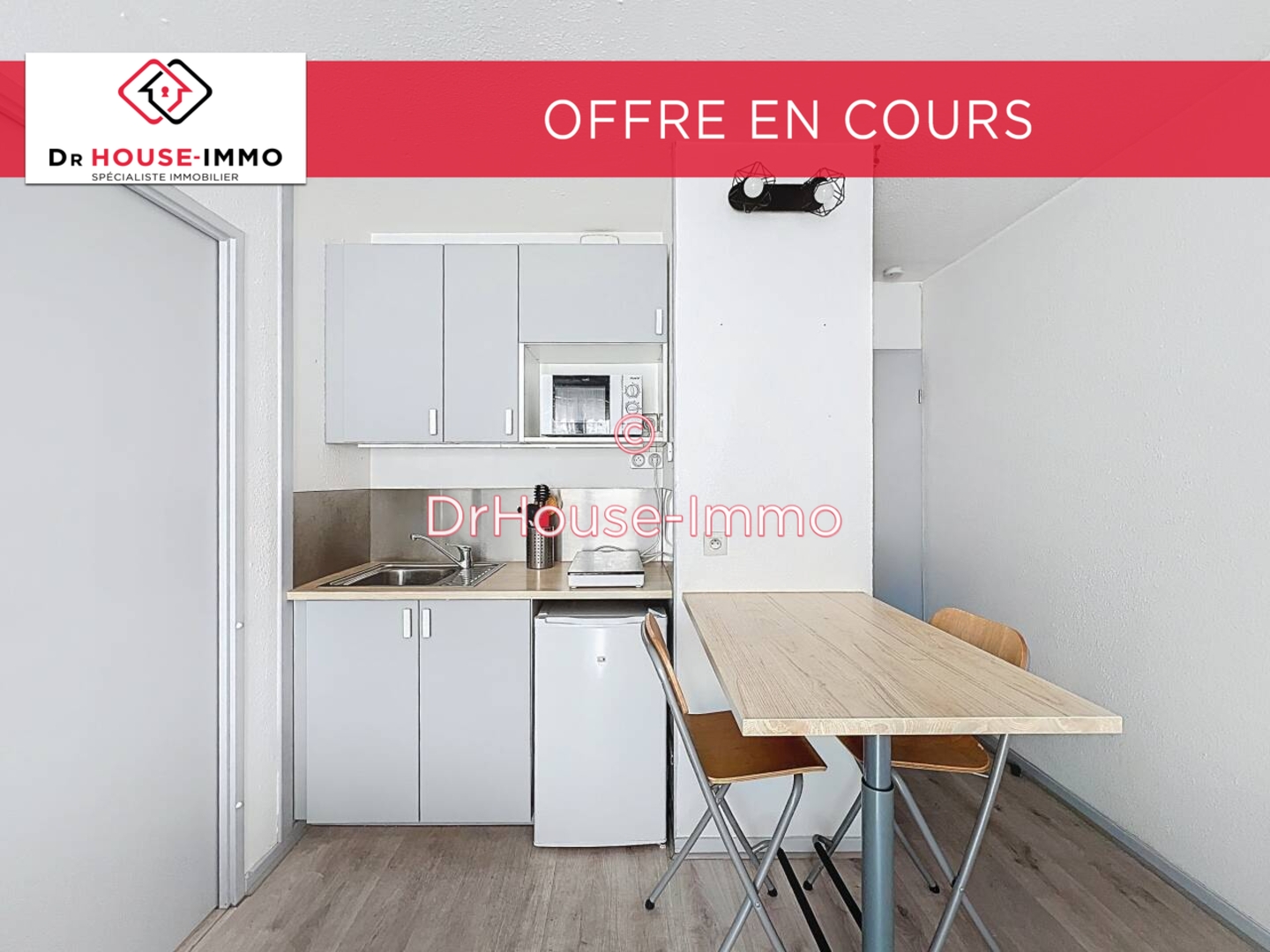 Photo 2 : Vente Appartement 2 pièces Saint-Étienne 30 m²