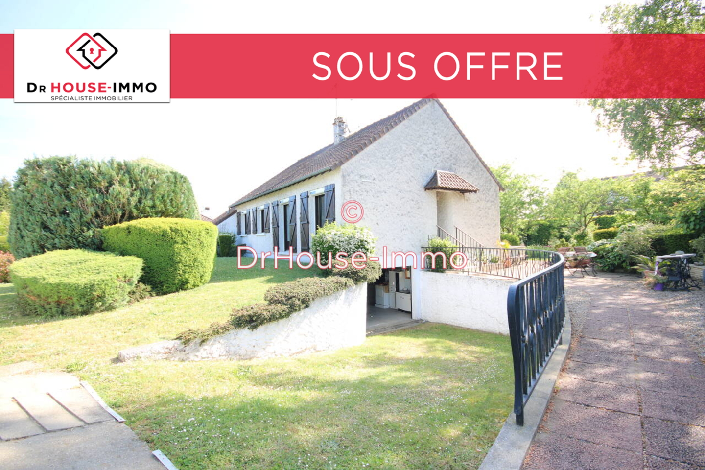 Photo 1 : Vente Maison 4 pièces Follainville-Dennemont 84 m²