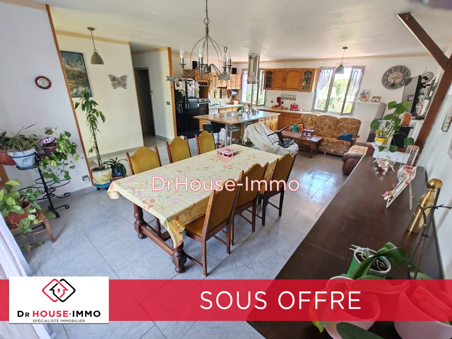 Photo 1 : Vente Maison 5 pièces Dangé-Saint-Romain 106 m²