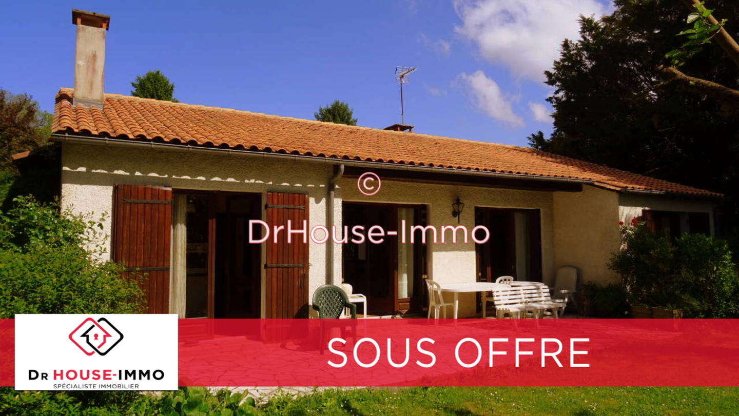Photo 1 : Vente Maison 4 pièces Agonac 93 m²