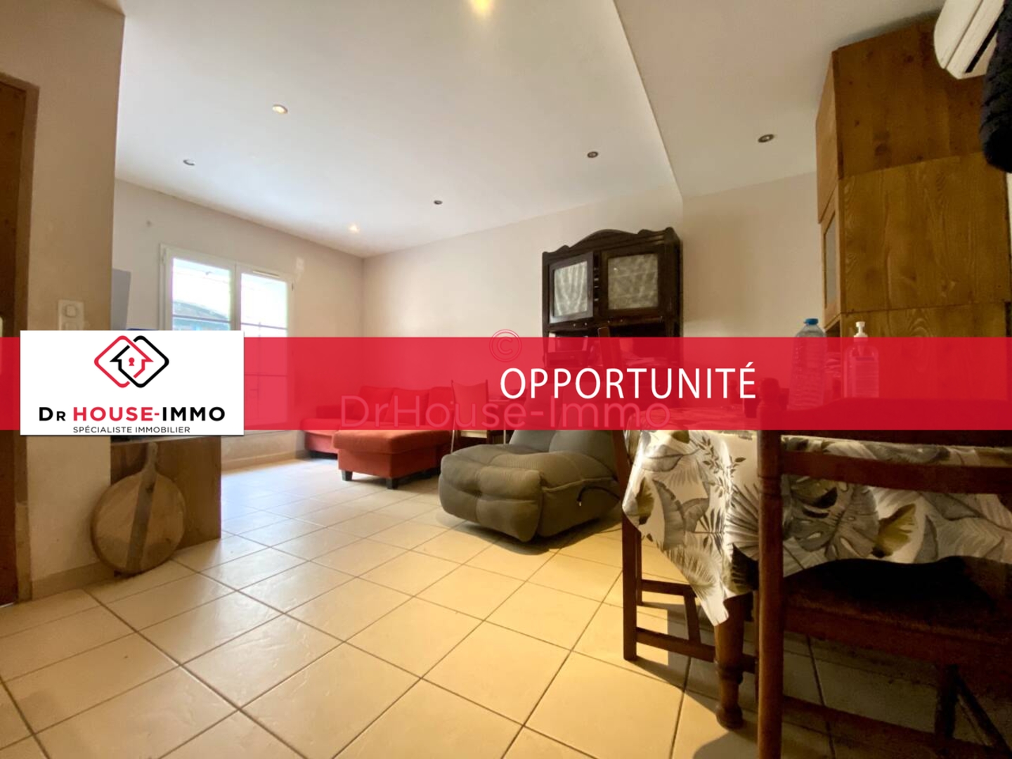Photo 1 : Vente Appartement 4 pièces Aigues-Mortes 67 m²