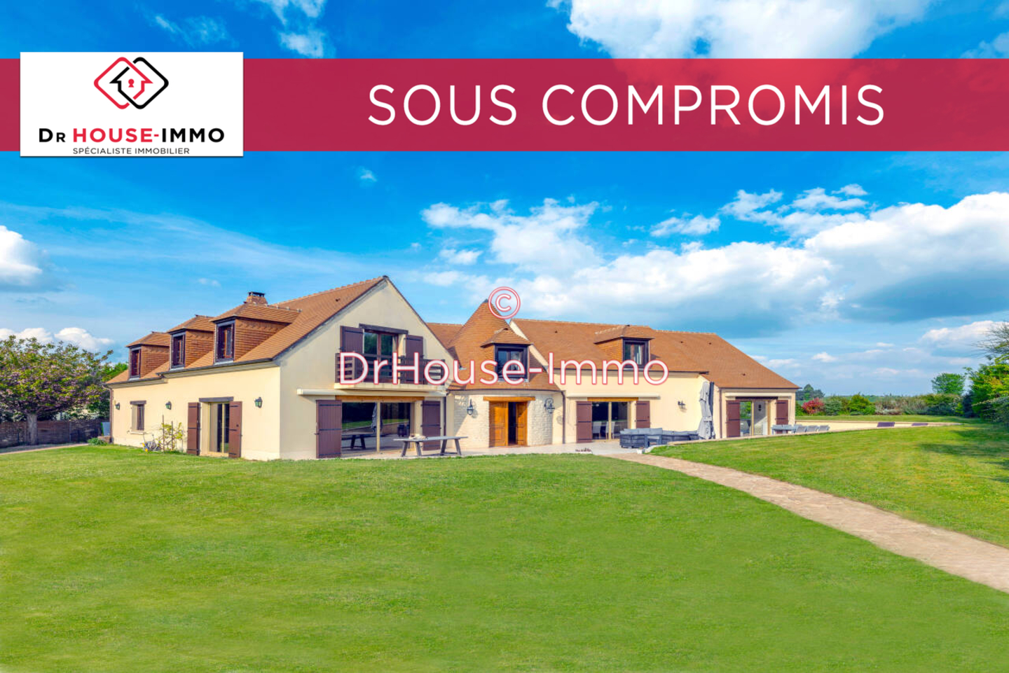 Photo 1 : Vente Maison 9 pièces Feucherolles 300 m²