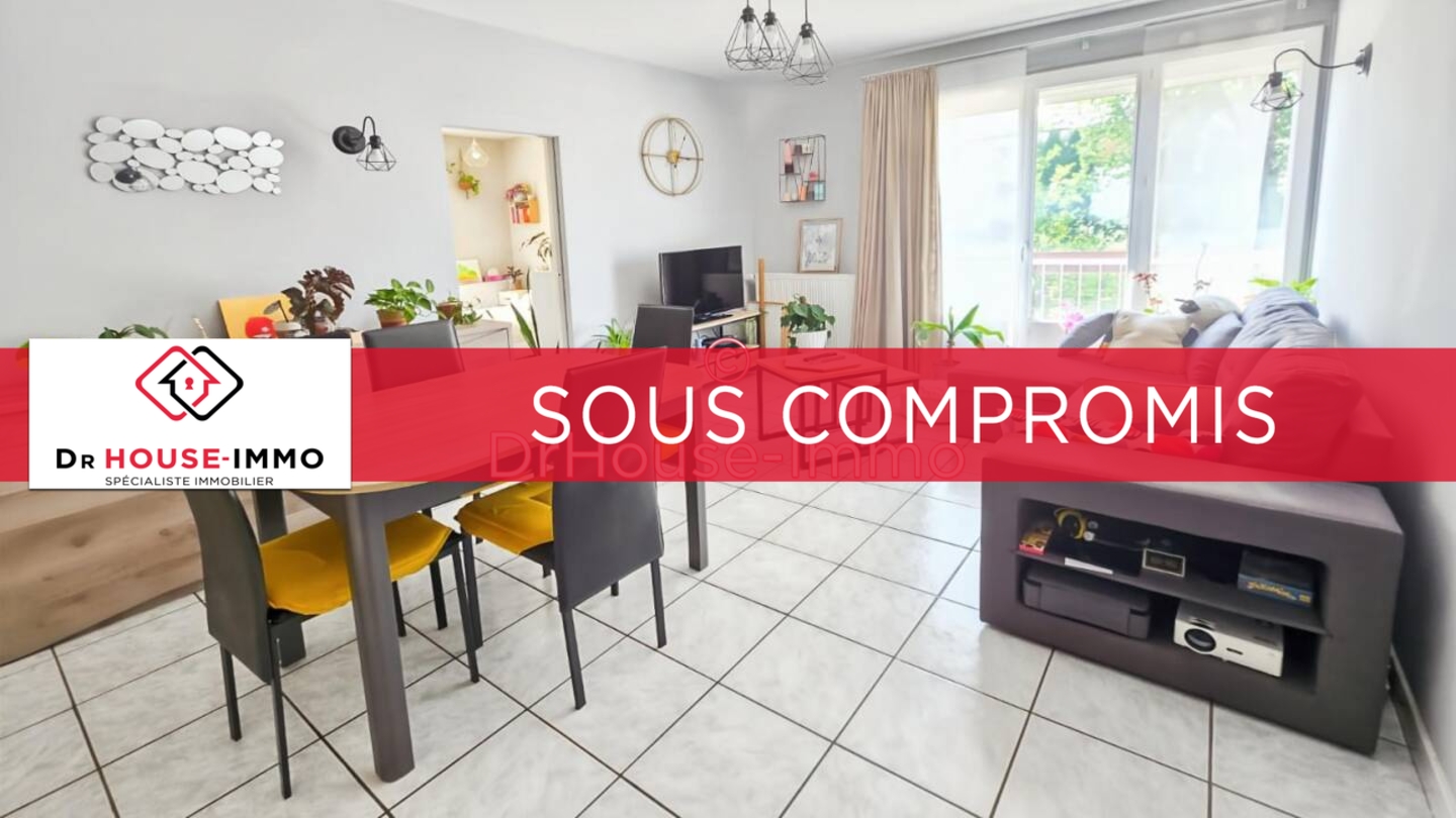 Photo 1 : Vente Appartement 4 pièces Chevigny-Saint-Sauveur 74 m²