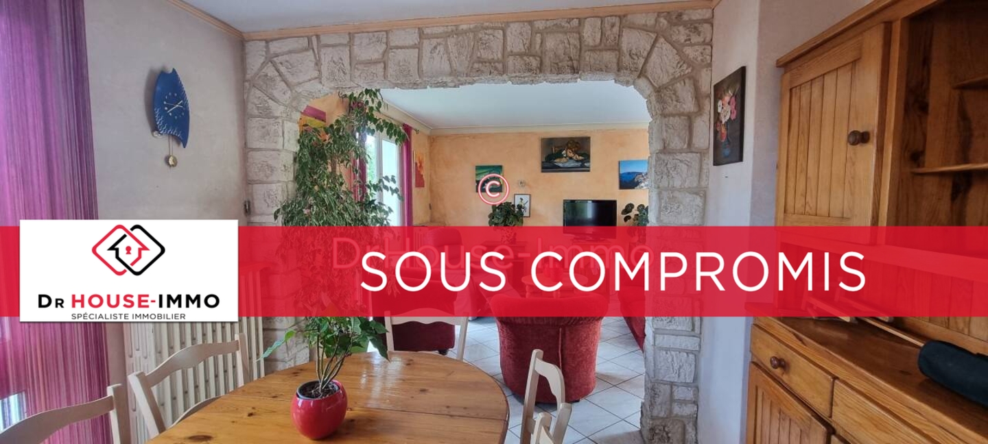 Photo 3 : Vente Maison 6 pièces Le Monastère 110 m²