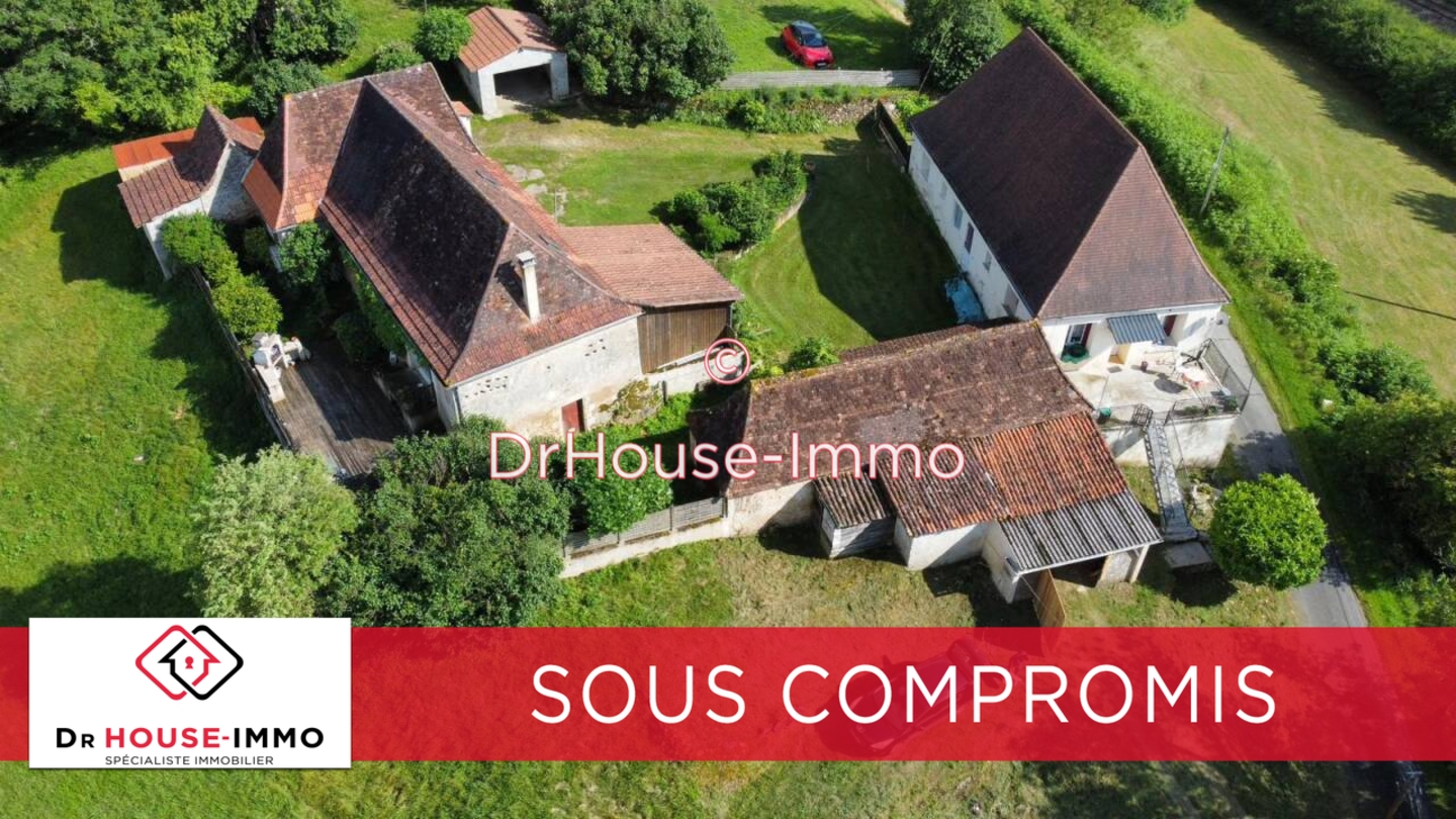 Photo 1 : Vente Maison 11 pièces La Douze 210 m²