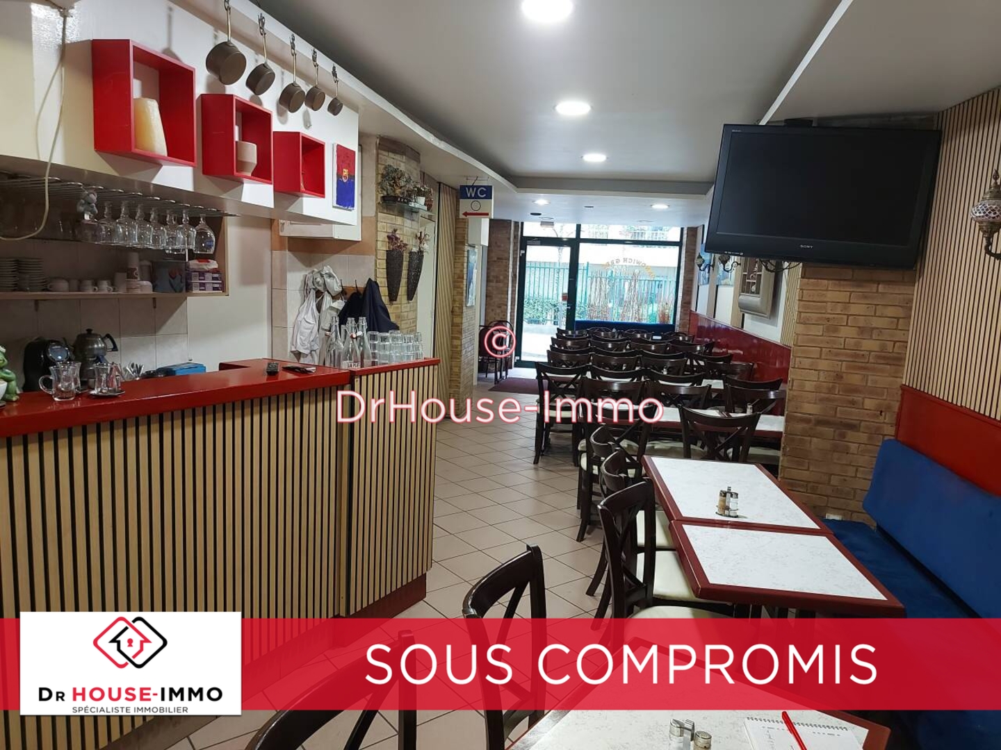 Photo 1 : Vente Commerce 3 pièces Paris 100 m²