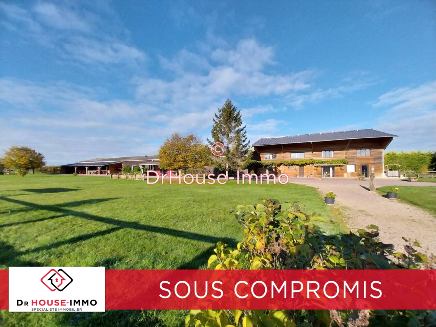 Photo 2 : Vente Maison 7 pièces Falaise 287 m²