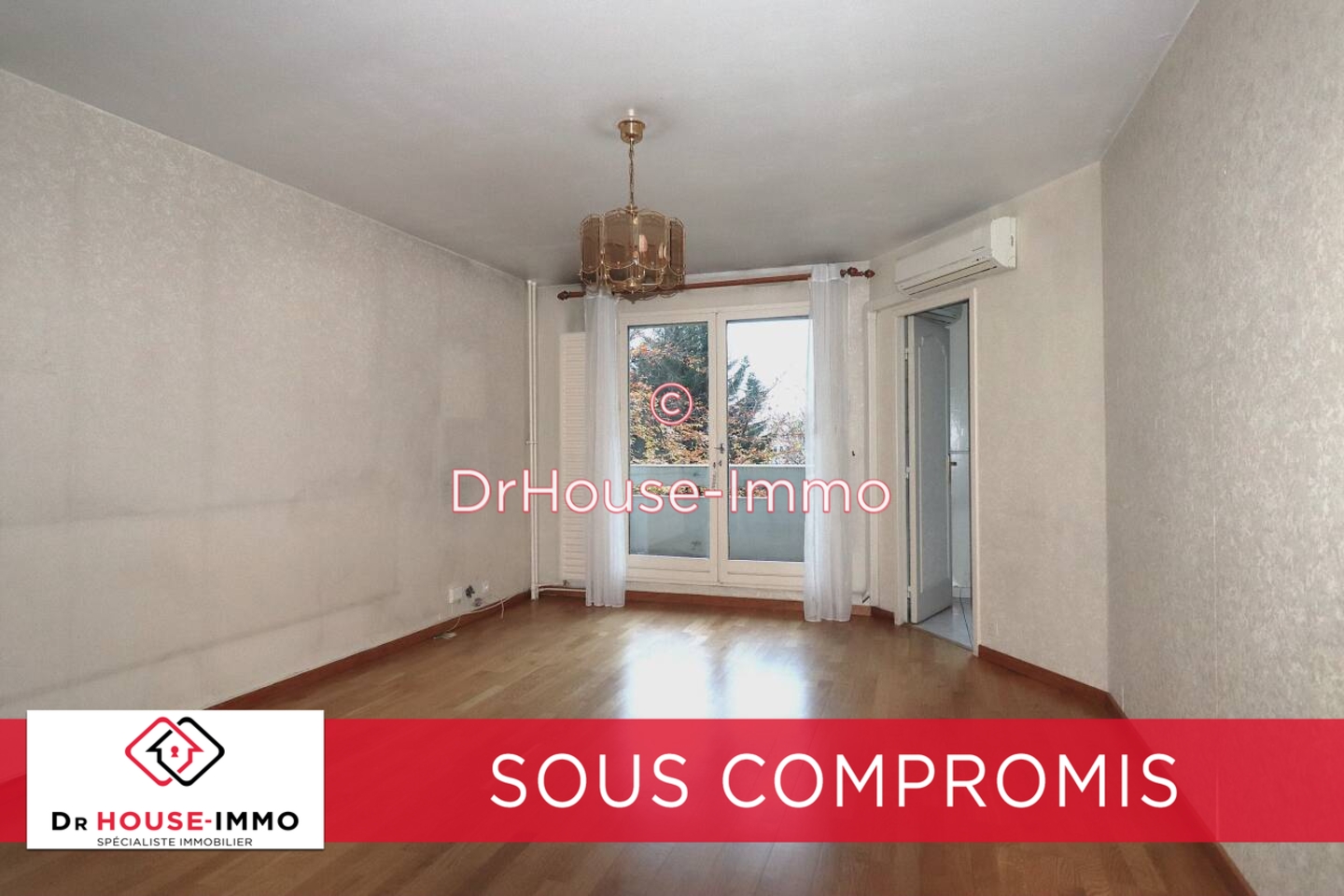 Photo 1 : Vente Appartement 2 pièces Les Lilas 53 m²