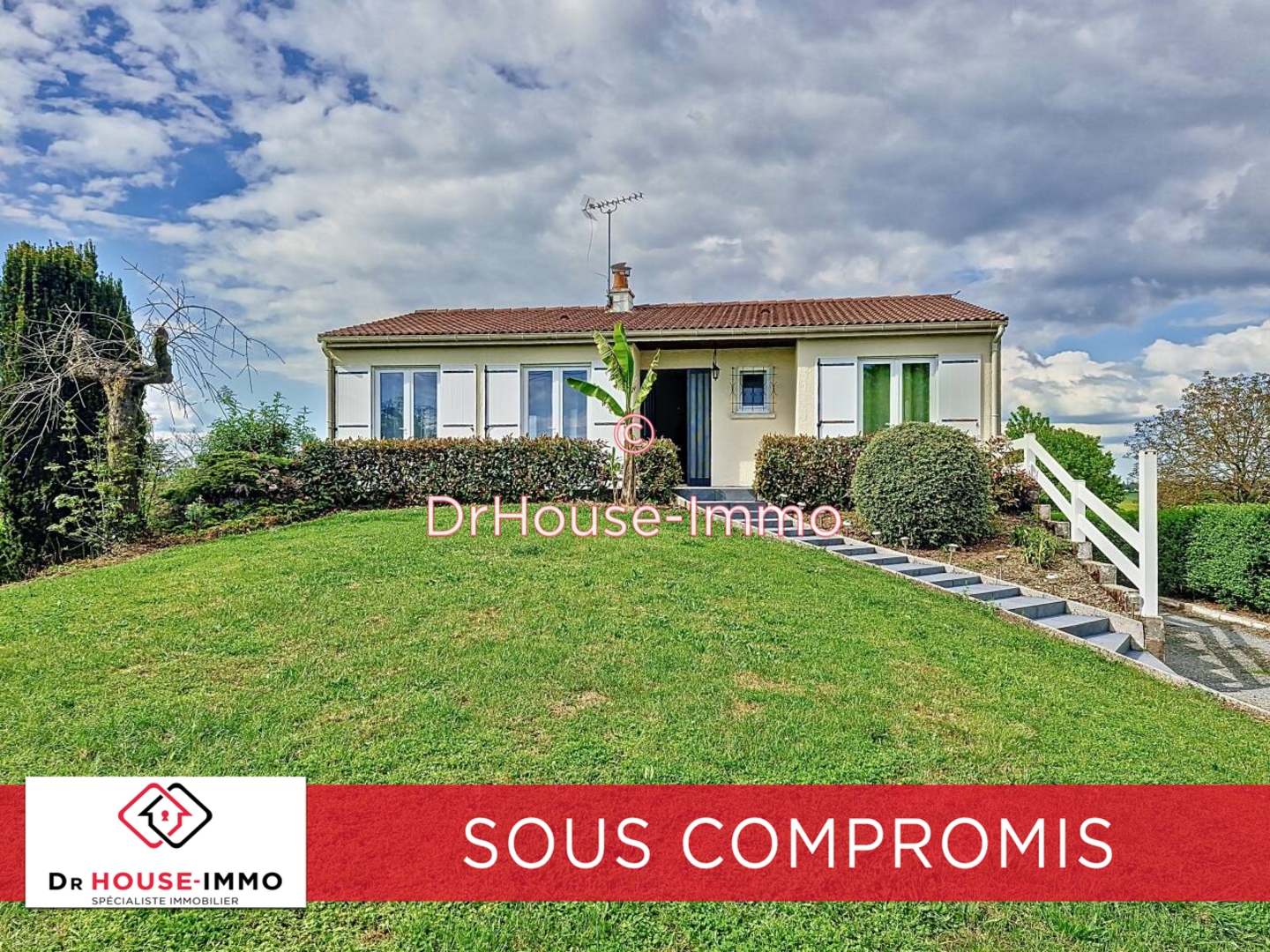 Photo 1 : Vente Maison 6 pièces Vouillé 155 m²