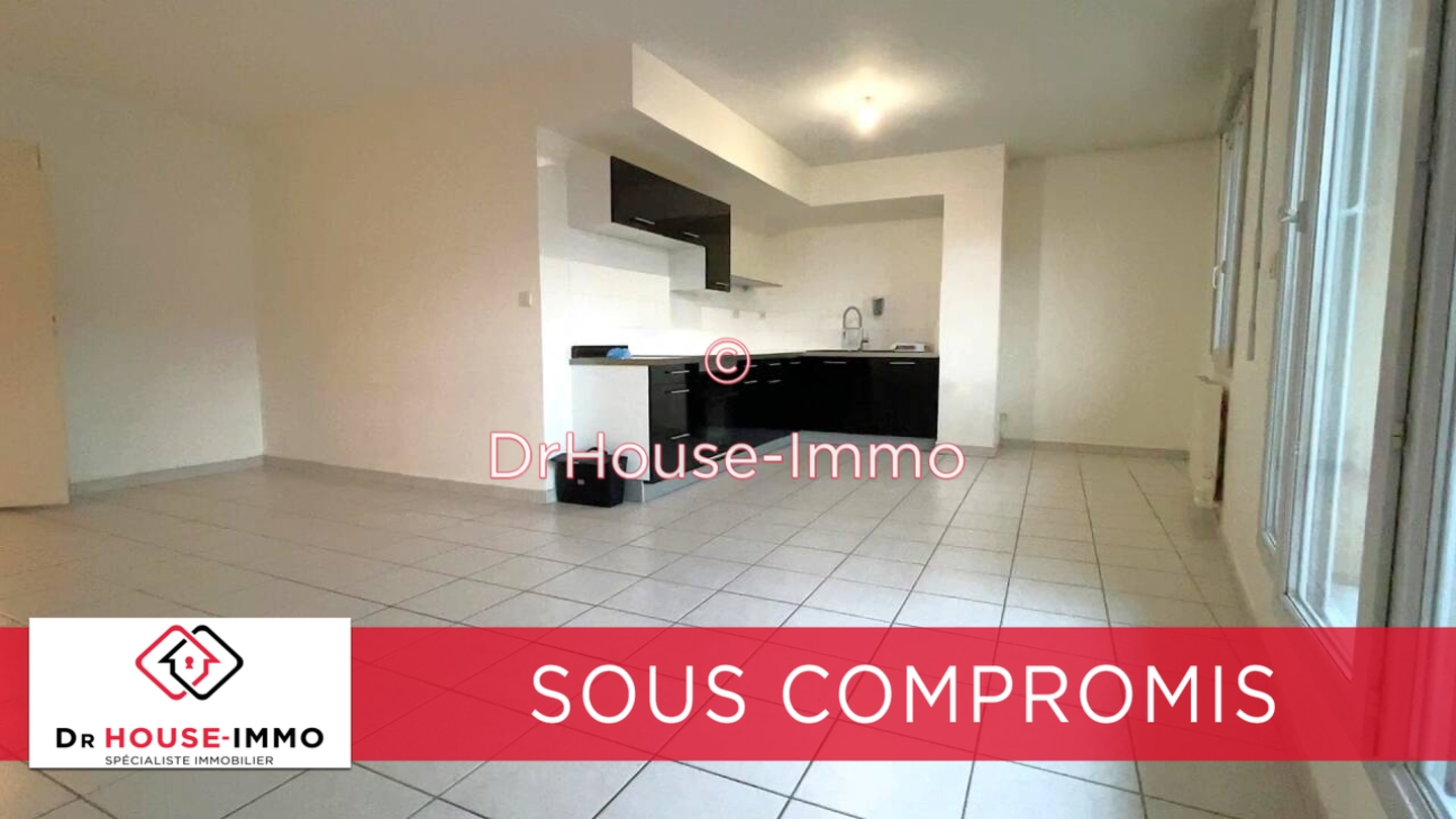Photo 1 : Vente Appartement 3 pièces Villefranche-sur-Saône 63 m²