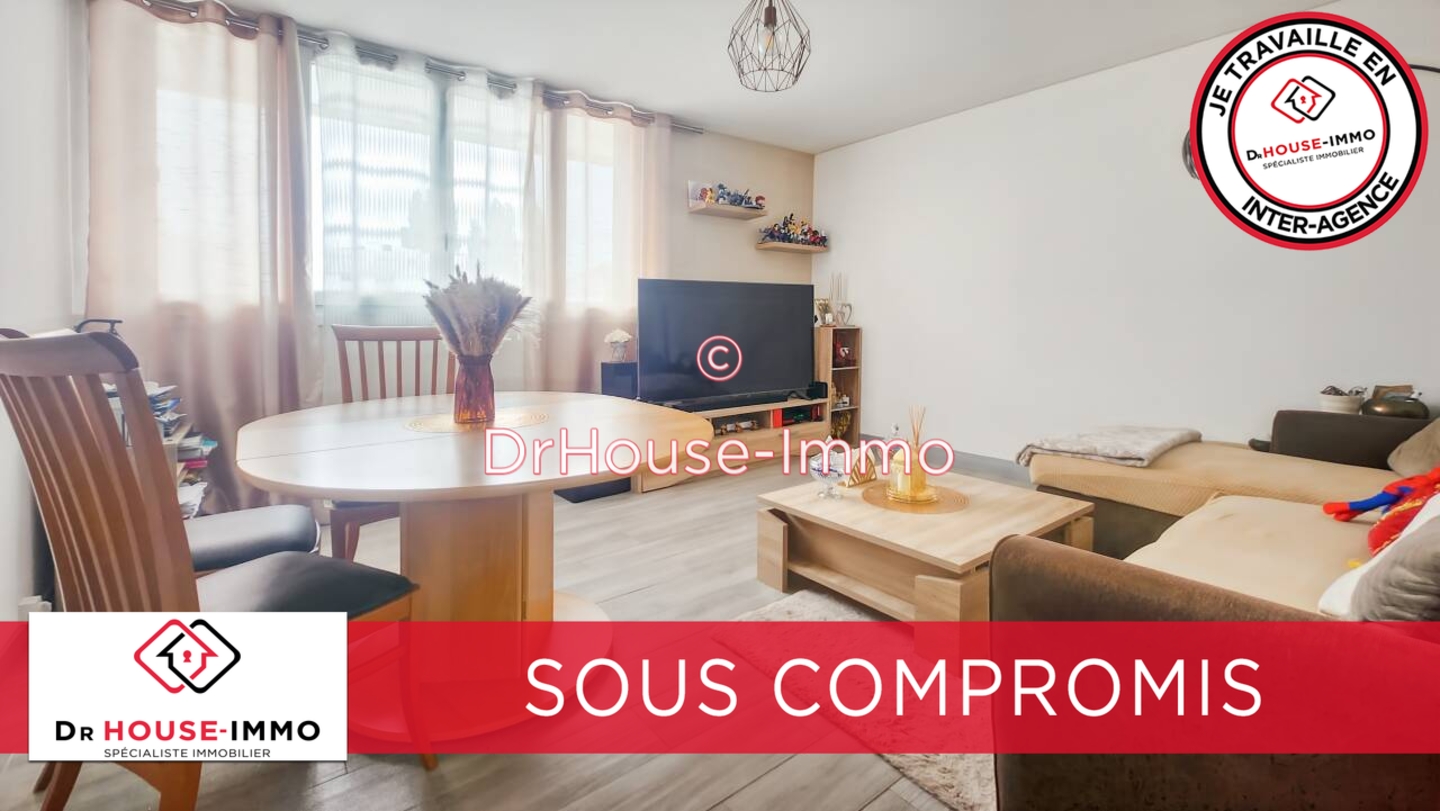 Photo 1 : Vente Appartement 2 pièces Saint-Michel-sur-Orge 53 m²