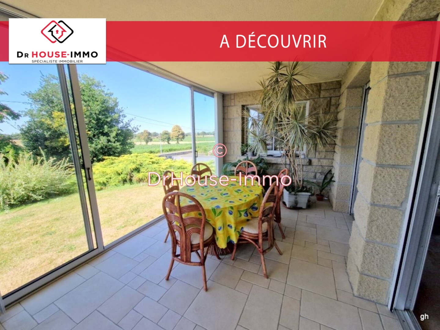 Photo 2 : Vente Maison 9 pièces Saint-Georges-de-Reintembault 210 m²