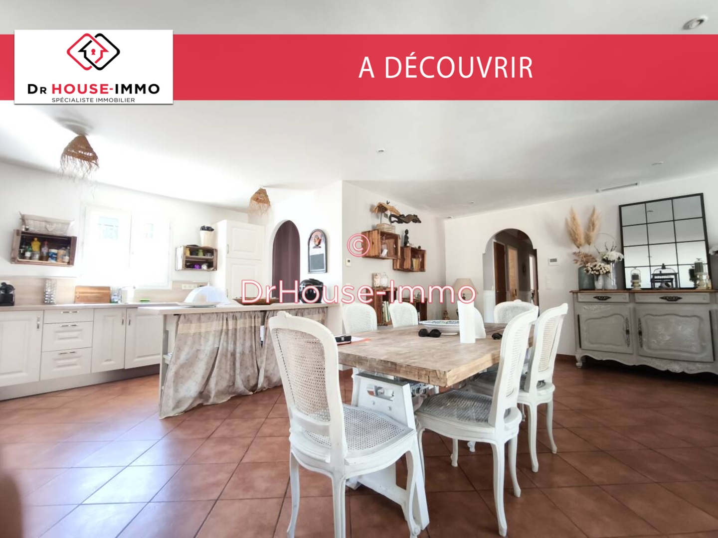 Photo 3 : Vente Maison 8 pièces Solliès-Pont 166 m²