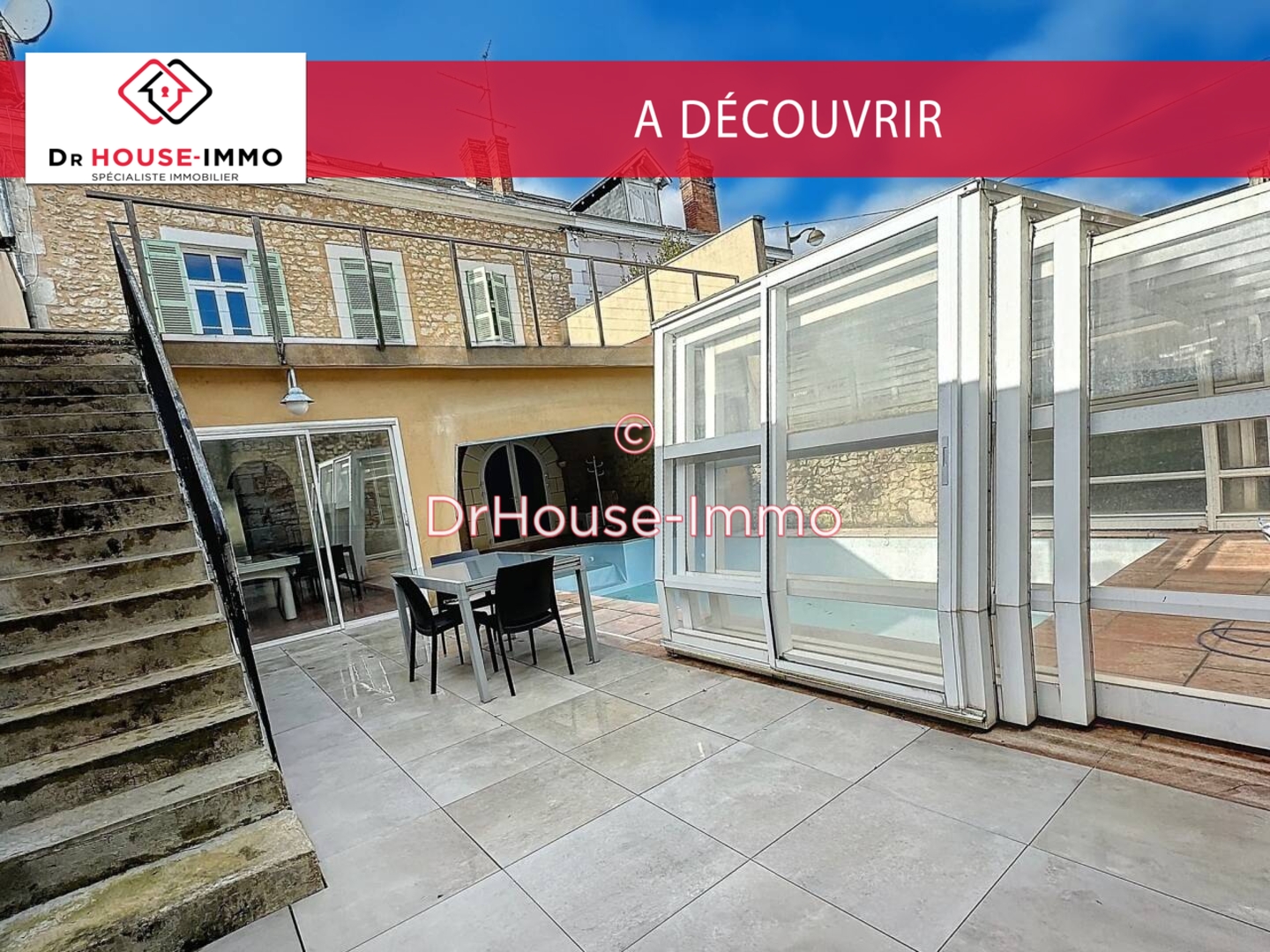 Photo 1 : Vente Maison 10 pièces Périgueux 246 m²