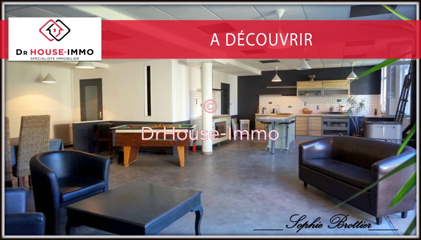 Photo 1 : Vente Maison 8 pièces Boivre la Vallée 204 m²